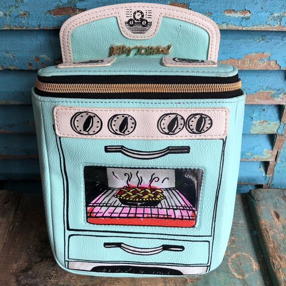 Betsey Johnson Handbags - Betsey Johnson Oven Crossbody Bag New w/o Tags